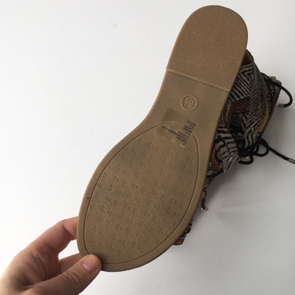 dv Gracelyn Lace Up Gladiator Sandals Zebra New - Picture 6 of 7